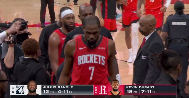 开云官方网站-你们敢放空我？杜兰特底角三分亮刀！3中0后8中7！