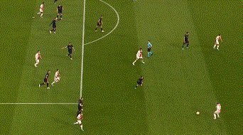 开云体育官网-【欧冠】锋霸头球致胜 阿贾克斯主场0比1本菲卡出局