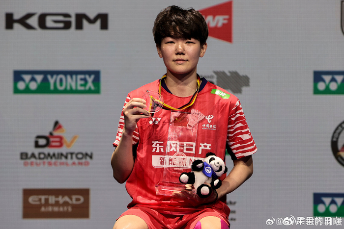 开云体育官网-她是陈雨菲的师妹,却因名字惨遭改年龄质疑,&amp;#34;消失&amp;#34;四年终王者归来|韩千禧|羽毛球|德国羽毛球公开赛|女单|冠军_新浪体育_新浪新闻