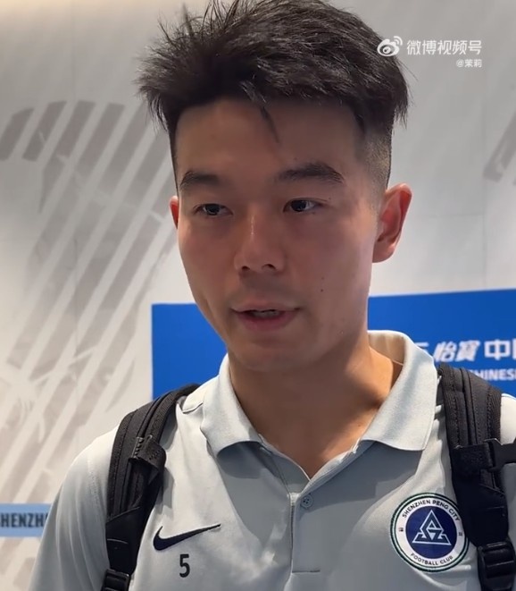 胡睿宝：陈涛指导来队后对我帮助非常大，他为我们扛了很多压力